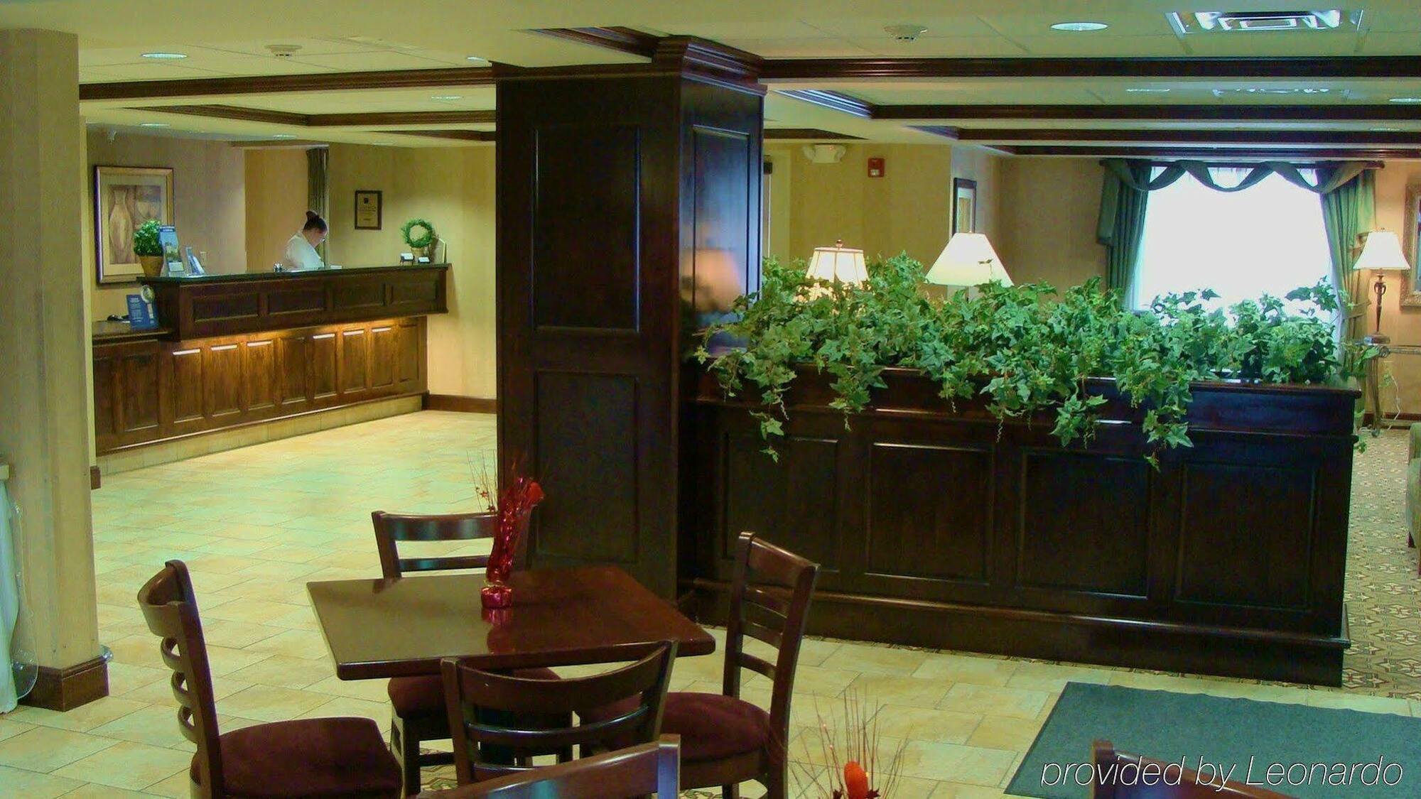 Holiday Inn Express Lebanon By Ihg Dalaman gambar